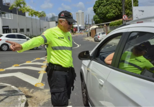 Trânsito e transporte terão esquema especial para blocos, anuncia Semob-JP